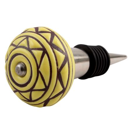 Brown Pattern Etched Ceramic Wine Stopper (Pack Of One Piece)